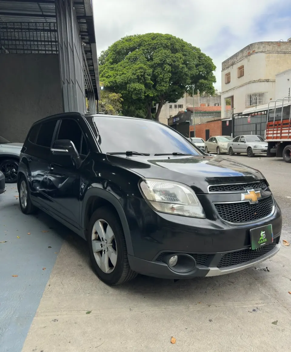 Chevrolet Orlando 2015 — foto 9