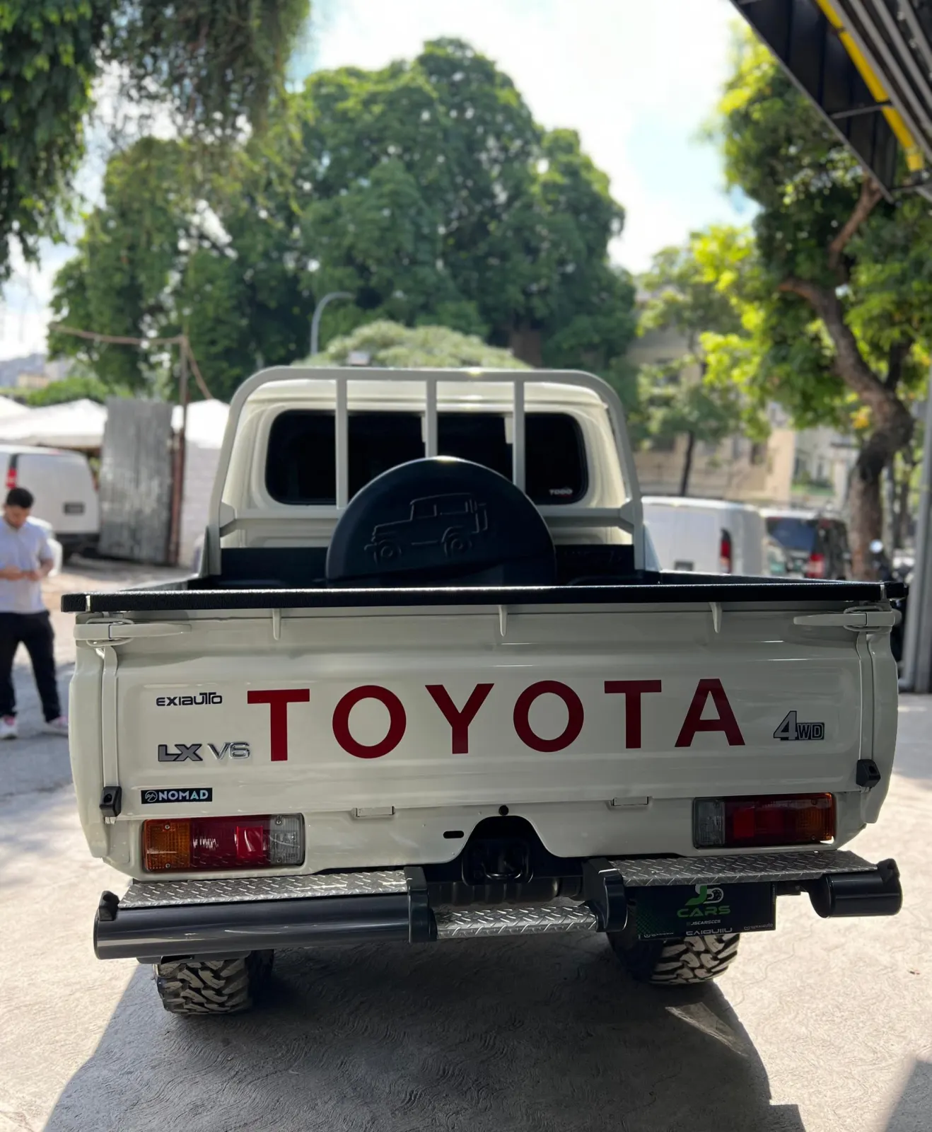 Toyota Land Cruiser 79 Hembrita 40th Aniversario 2025 — foto 7