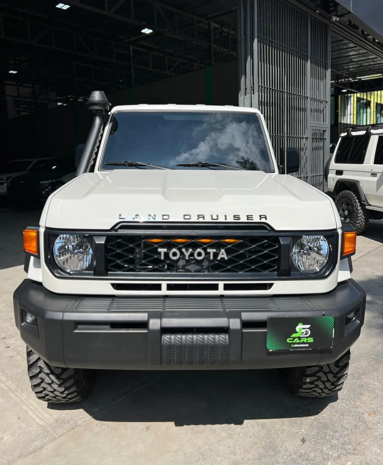 Toyota Land Cruiser 79 Hembrita 40th Aniversario 2025 — foto 8