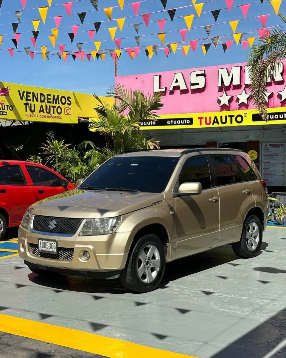 Suzuki Vitara 2008 — foto 1