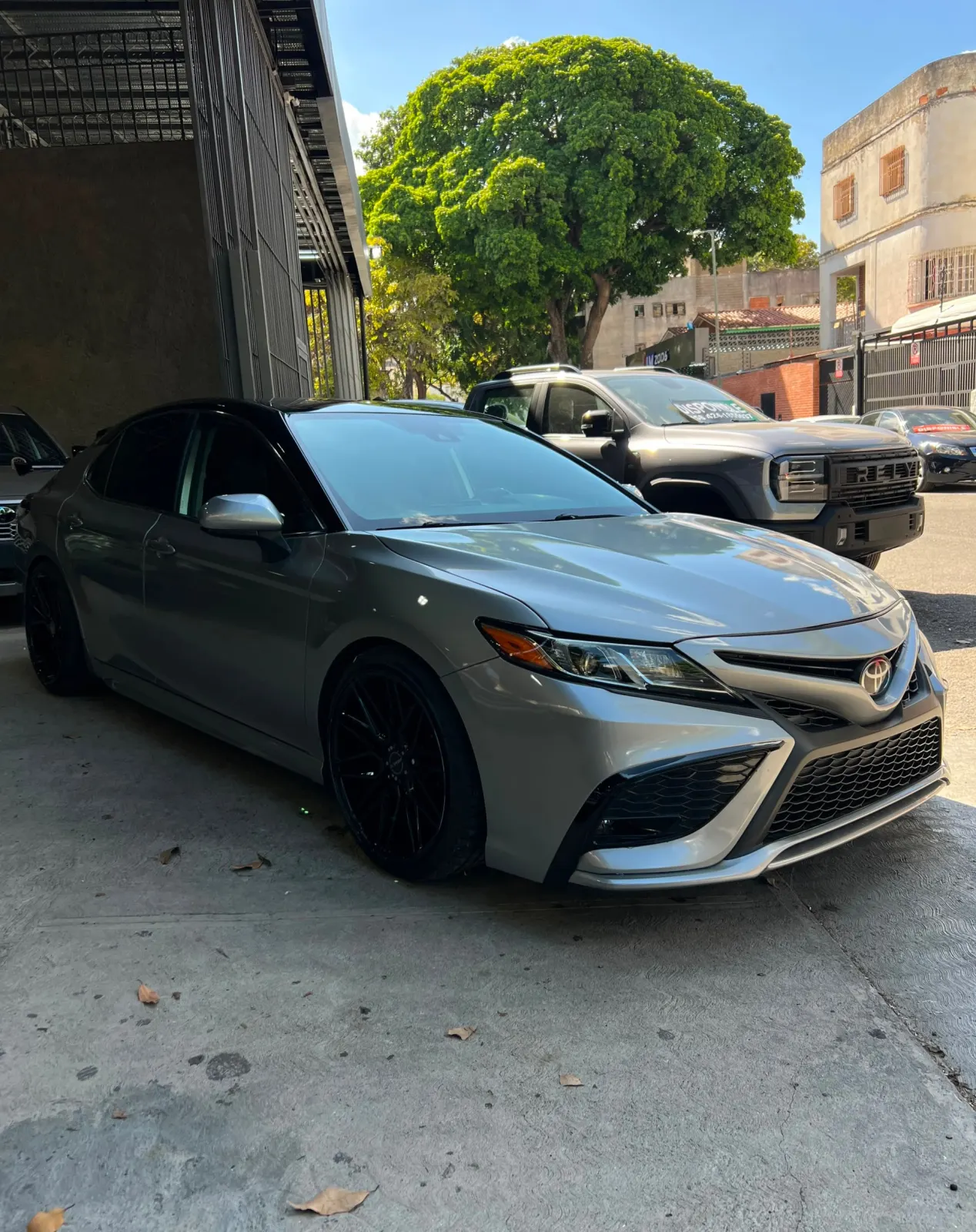 Toyota Camry SE 2021 — foto 10