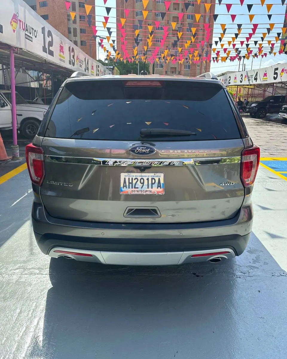 Ford Explorer Limited Blindada 2016 — foto 8