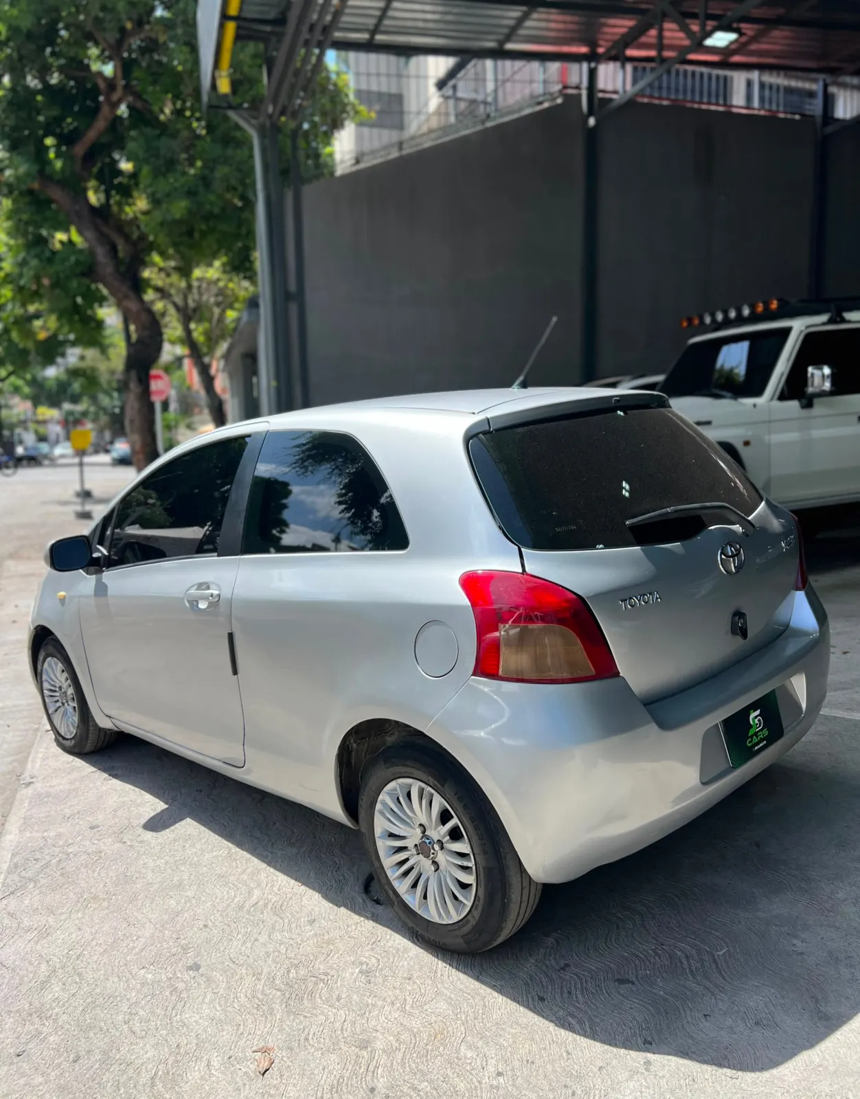 Toyota Yaris 2007 — foto 7