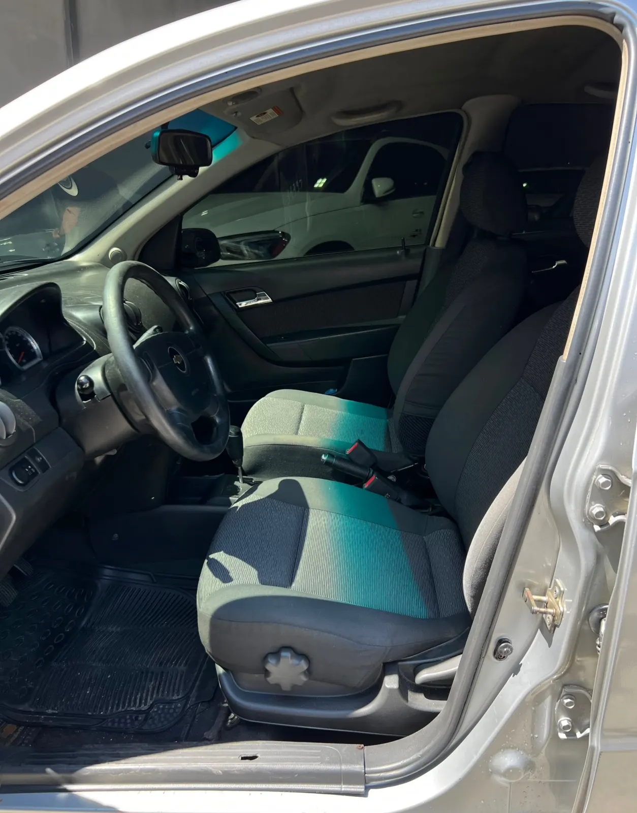 Chevrolet Aveo 2011 — foto 6