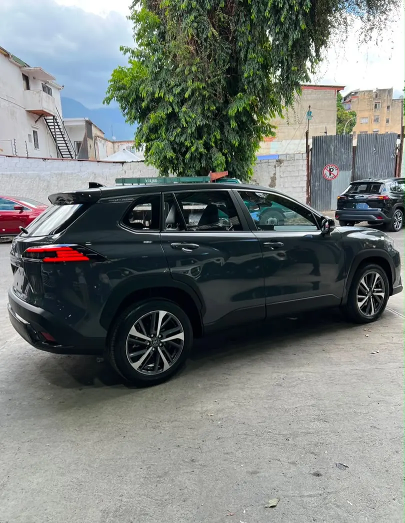 Toyota Frontlander Luxury Plus 2026 — foto 7