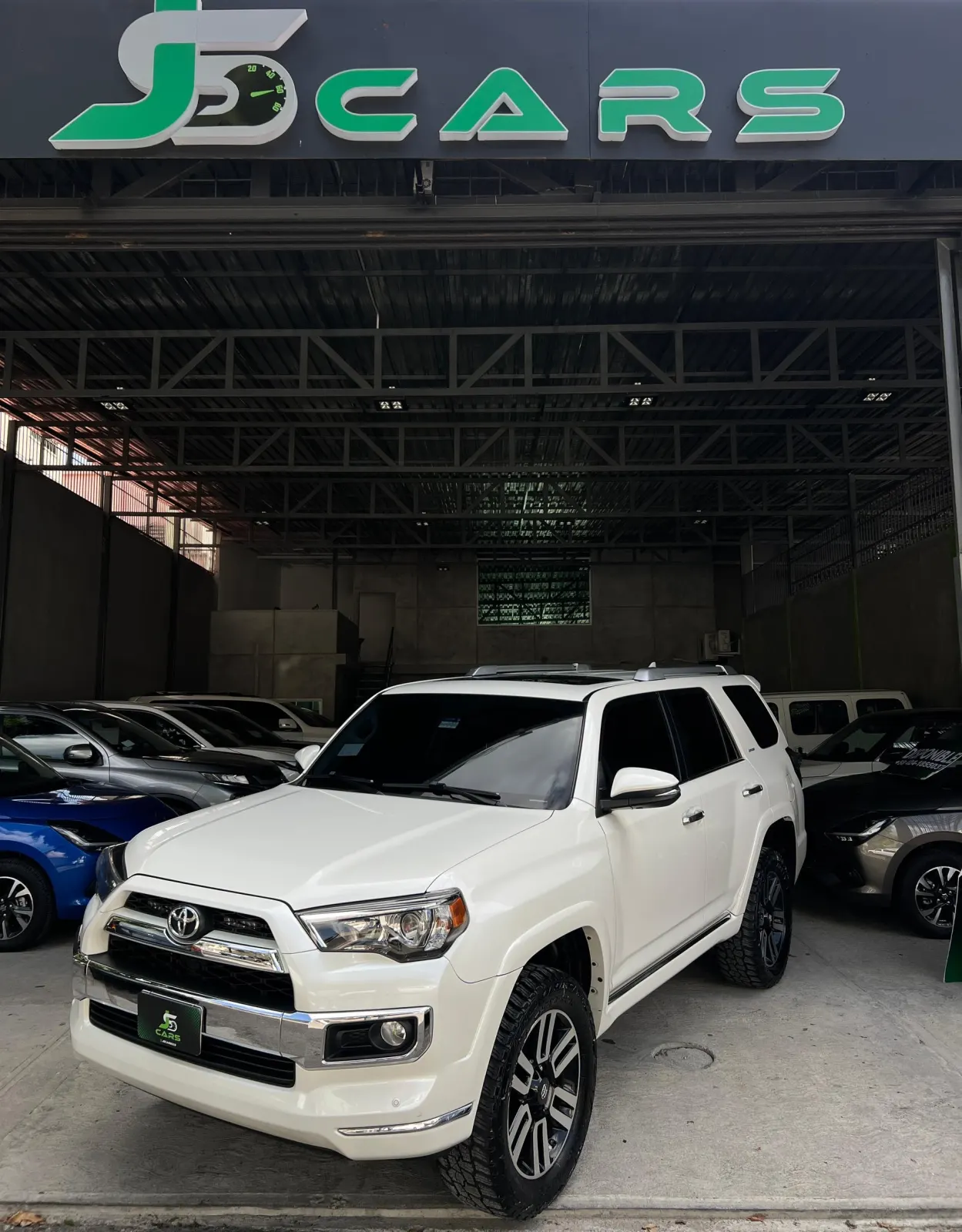 Toyota Limited 2019 — foto 1