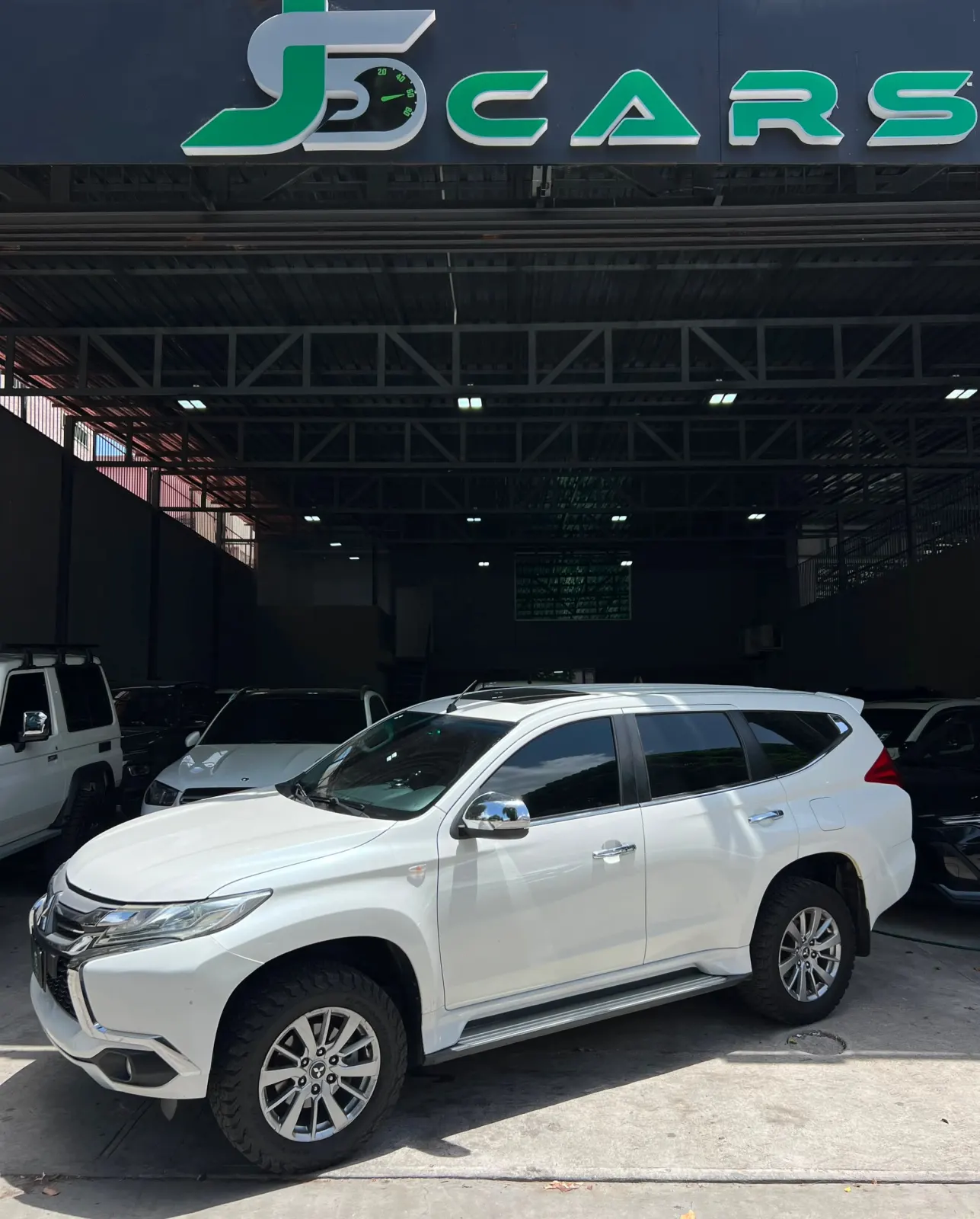 Mitsubishi Montero Sport 2019 — foto 1