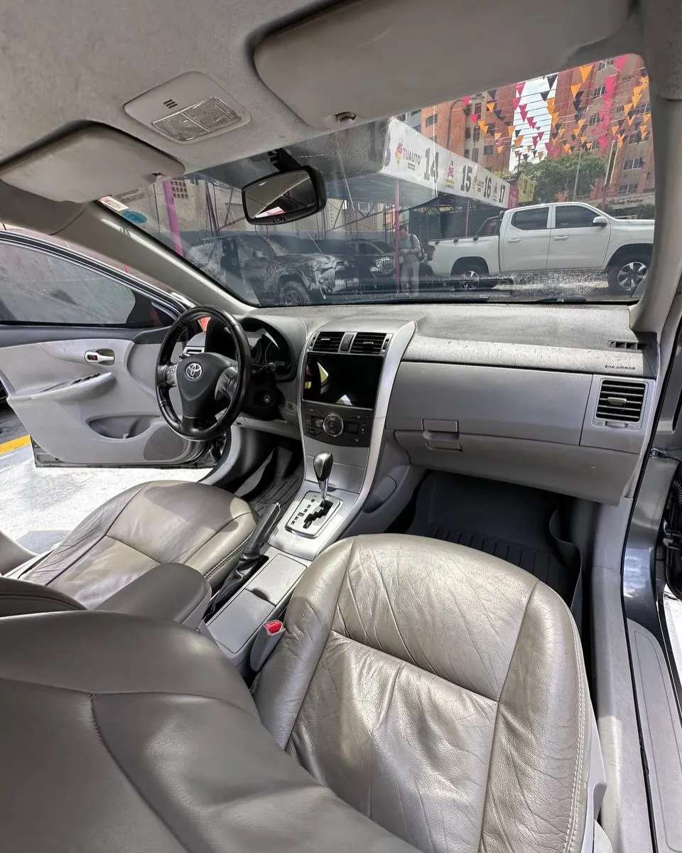 Toyota Corolla GLi 2014 — foto 5
