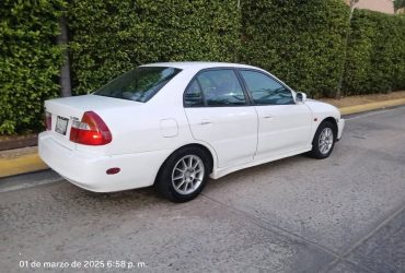 Mitsubishi lancer 1999