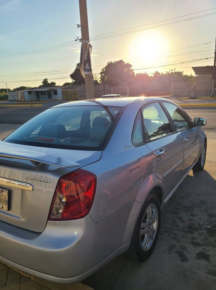 Chevrolet Optra 2010