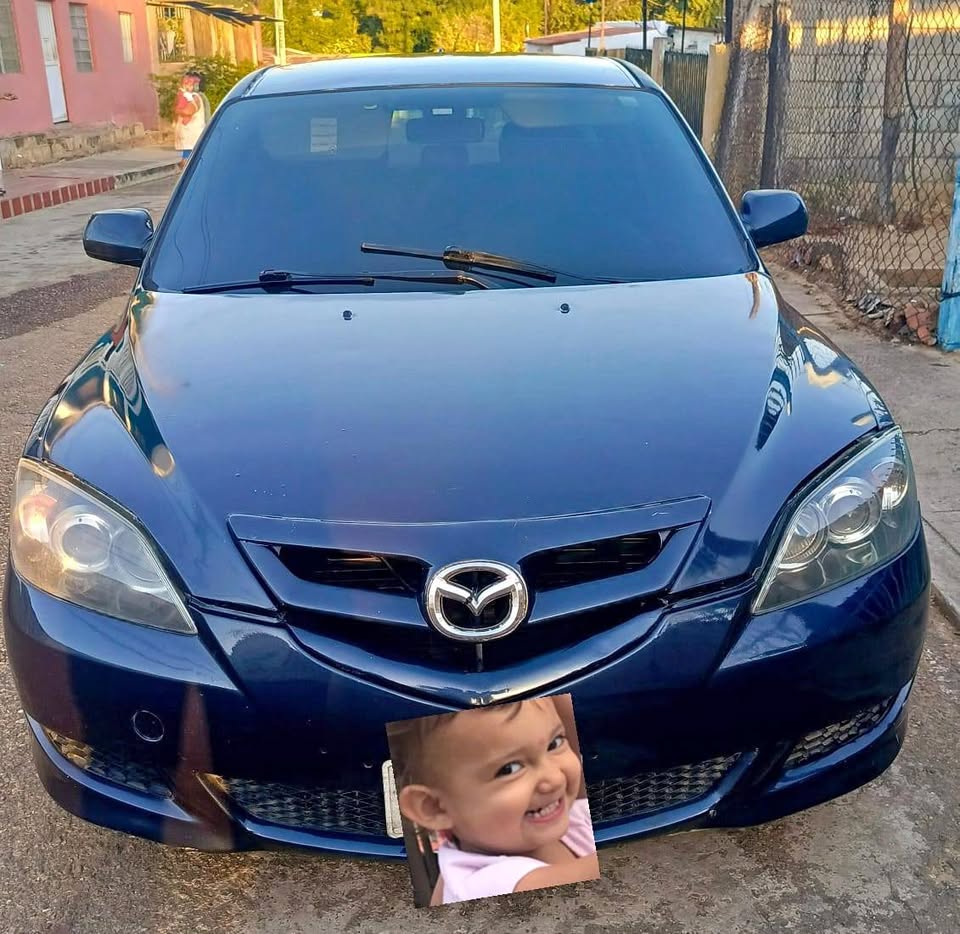 Mazda 3 hatchback 2005