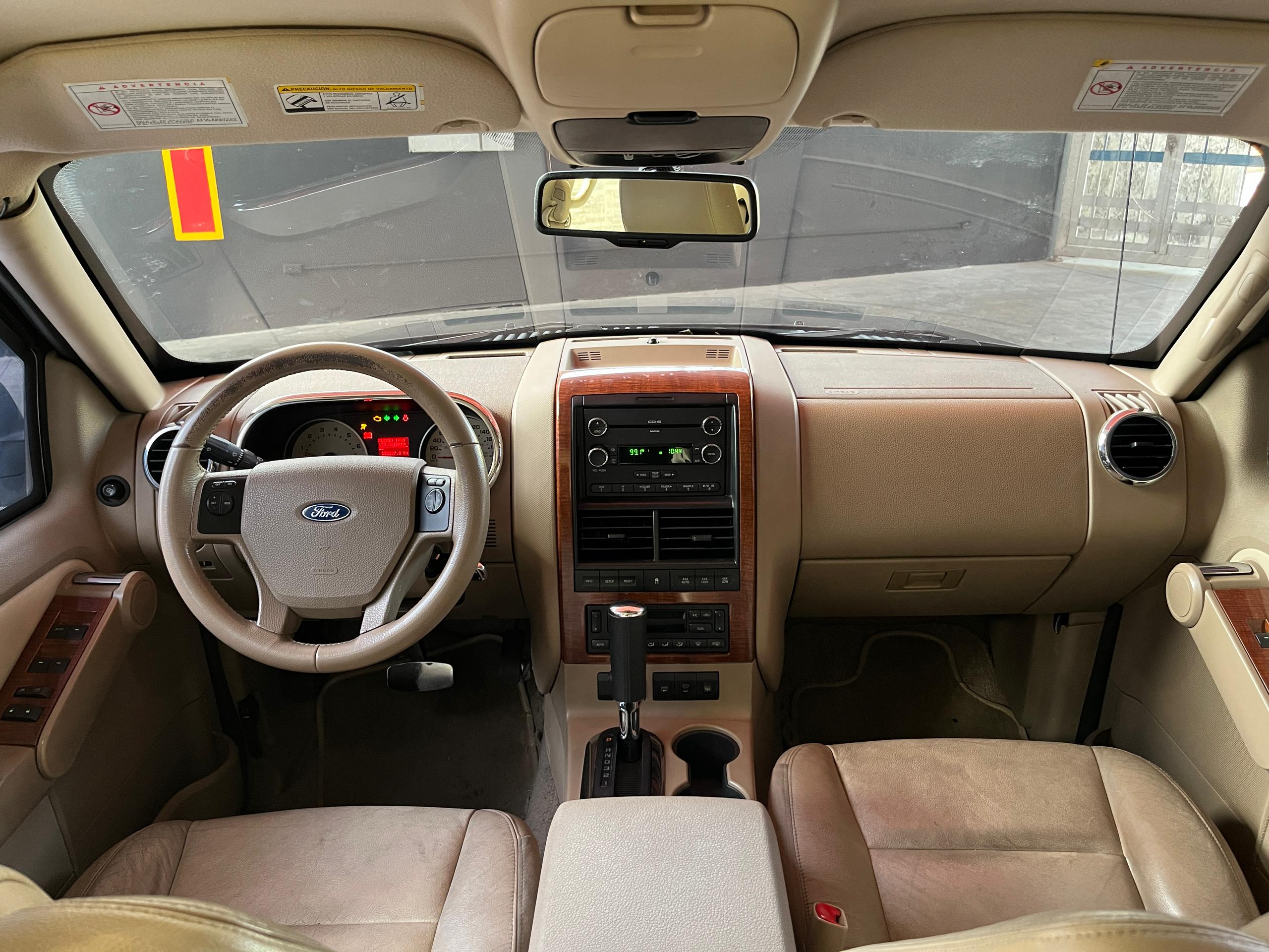 Marca: Ford  Modelo: Explorer Eddie Bauer Año: 2009