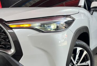 Toyota  Modelo: Corolla Cross  Año: 2024