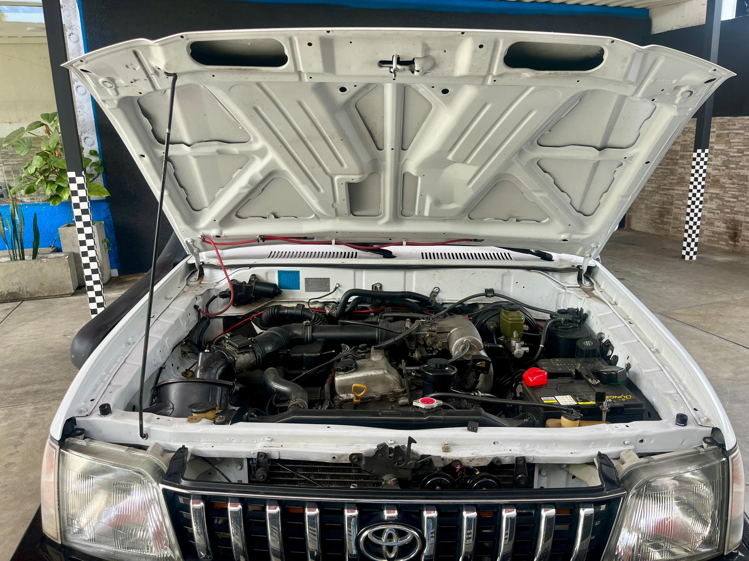 Marca Toyota ▫Modelo: Meru  Año 2.007