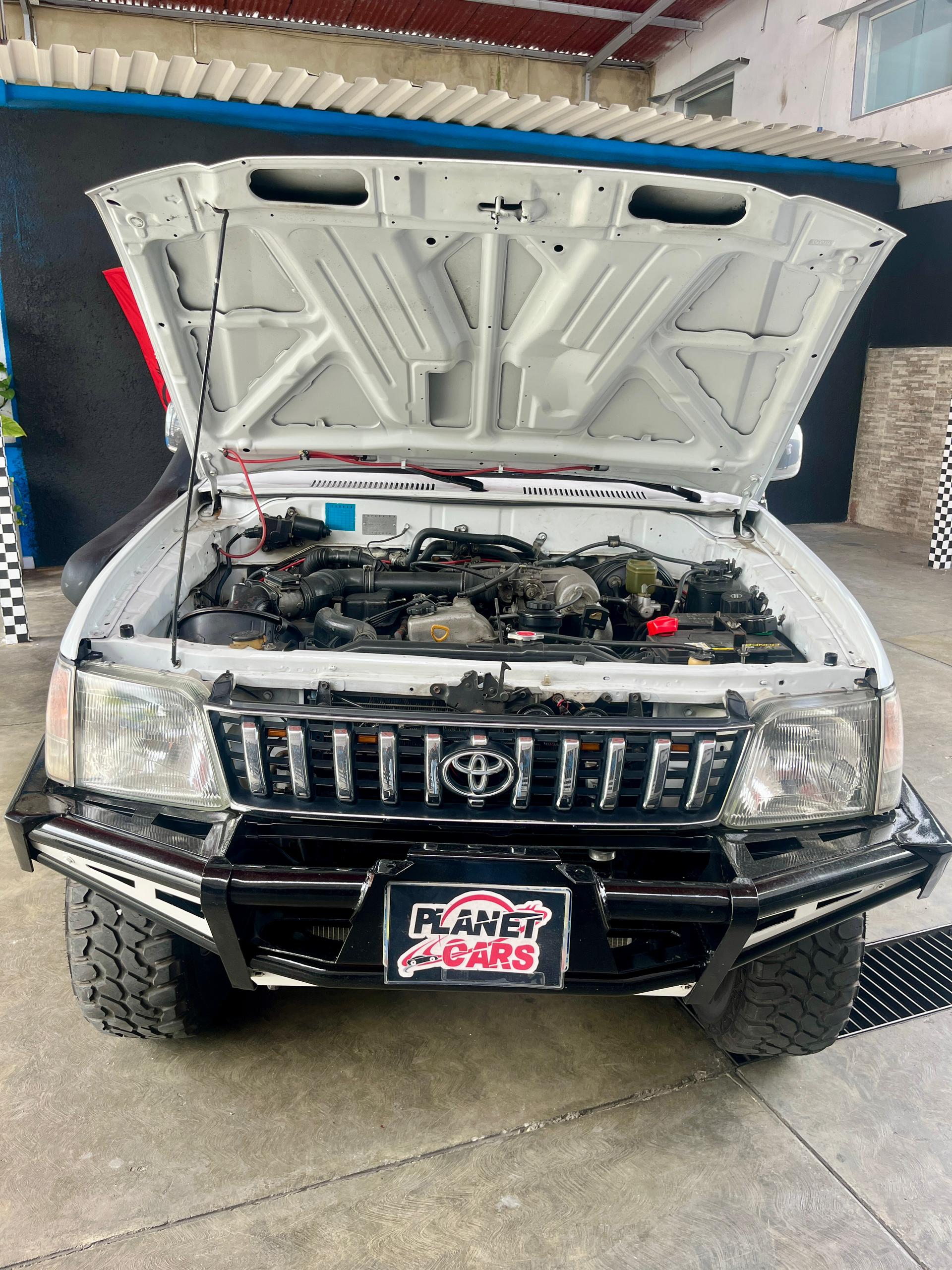 Marca Toyota ▫Modelo: Meru  Año 2.007