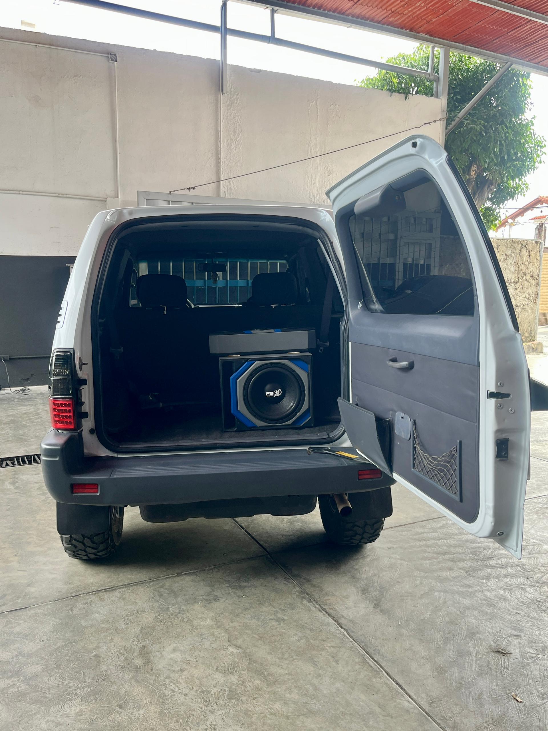 Marca Toyota ▫Modelo: Meru  Año 2.007