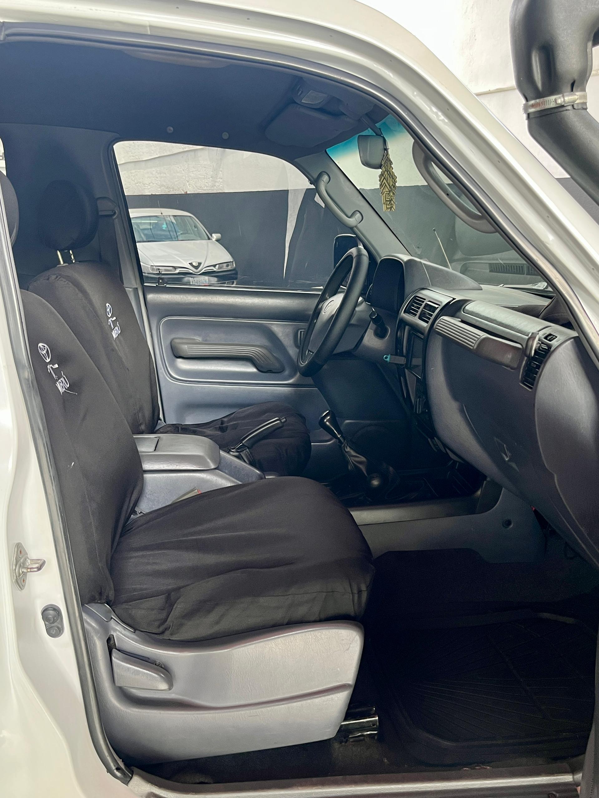 Marca Toyota ▫Modelo: Meru  Año 2.007