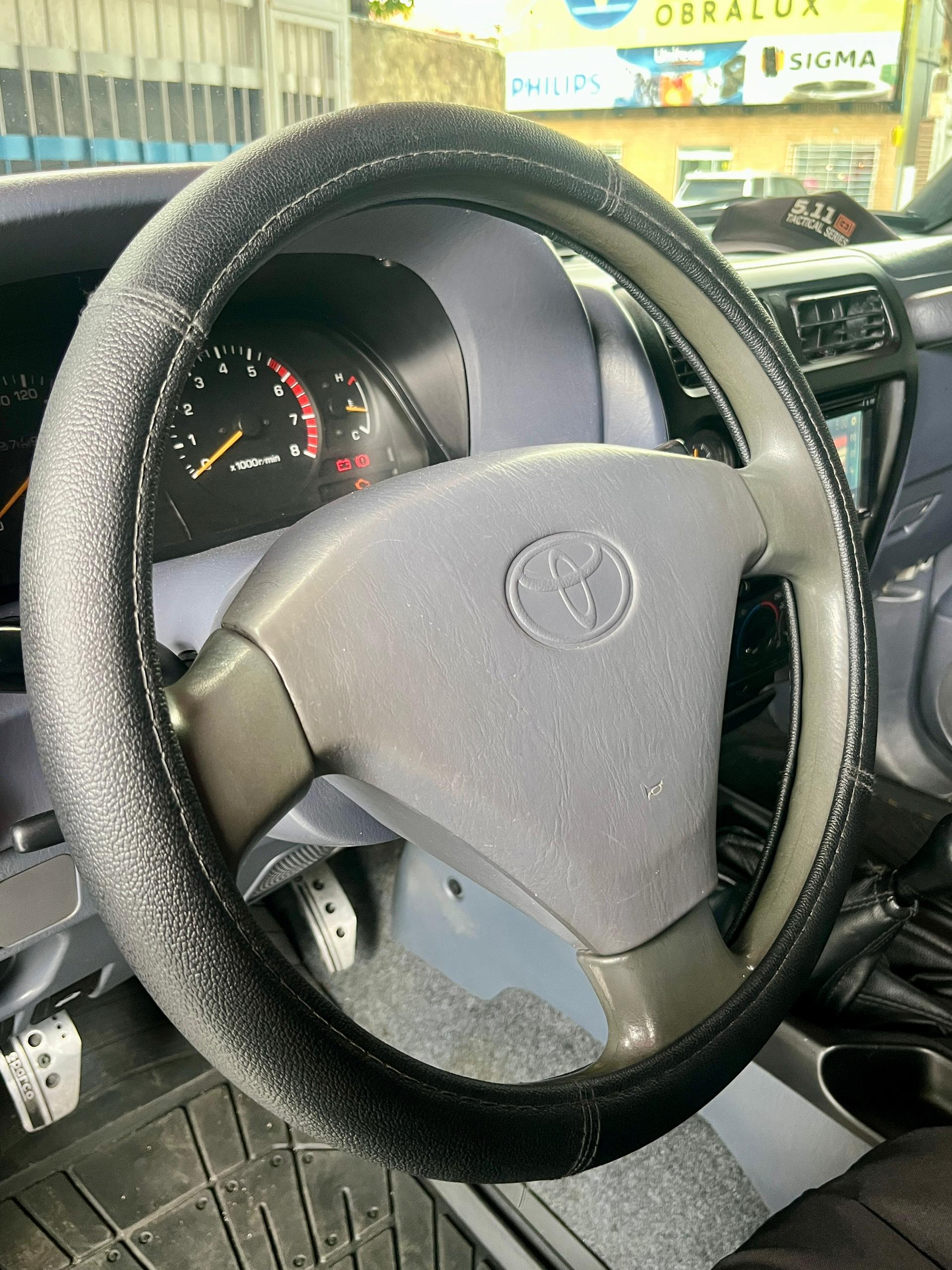 Marca Toyota ▫Modelo: Meru  Año 2.007