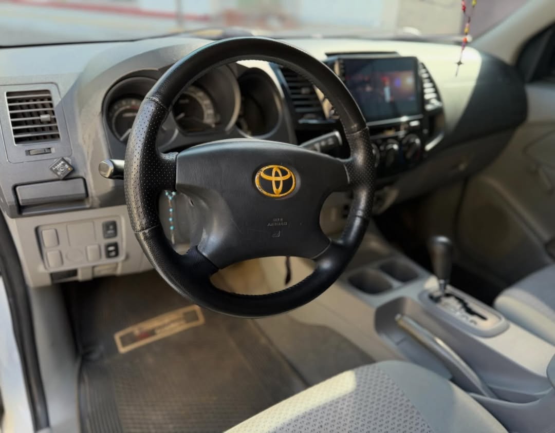 Toyota Hilux 2,7 2007