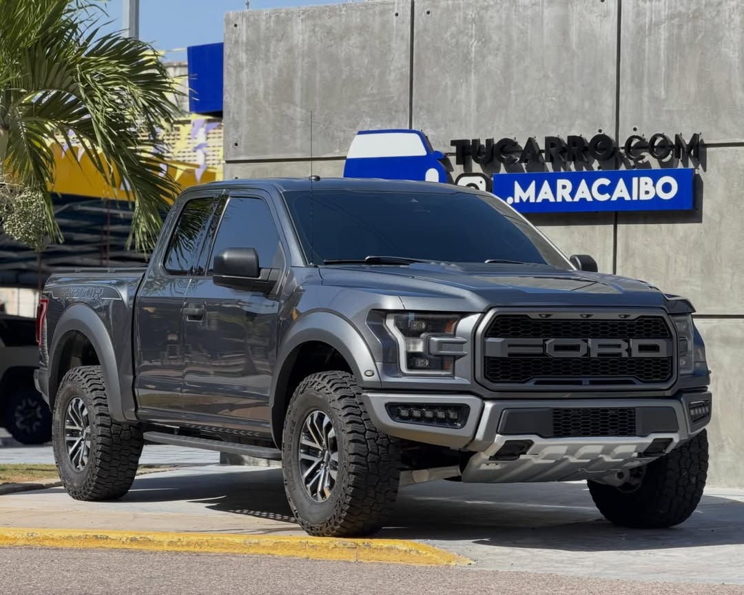 Ford F-150 Raptor