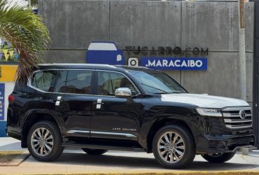 Toyota Land Cruiser  VXR Dubái 2025