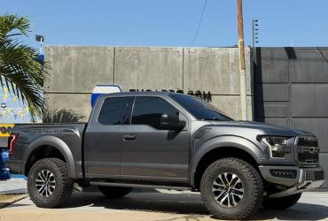 Ford F-150 Raptor