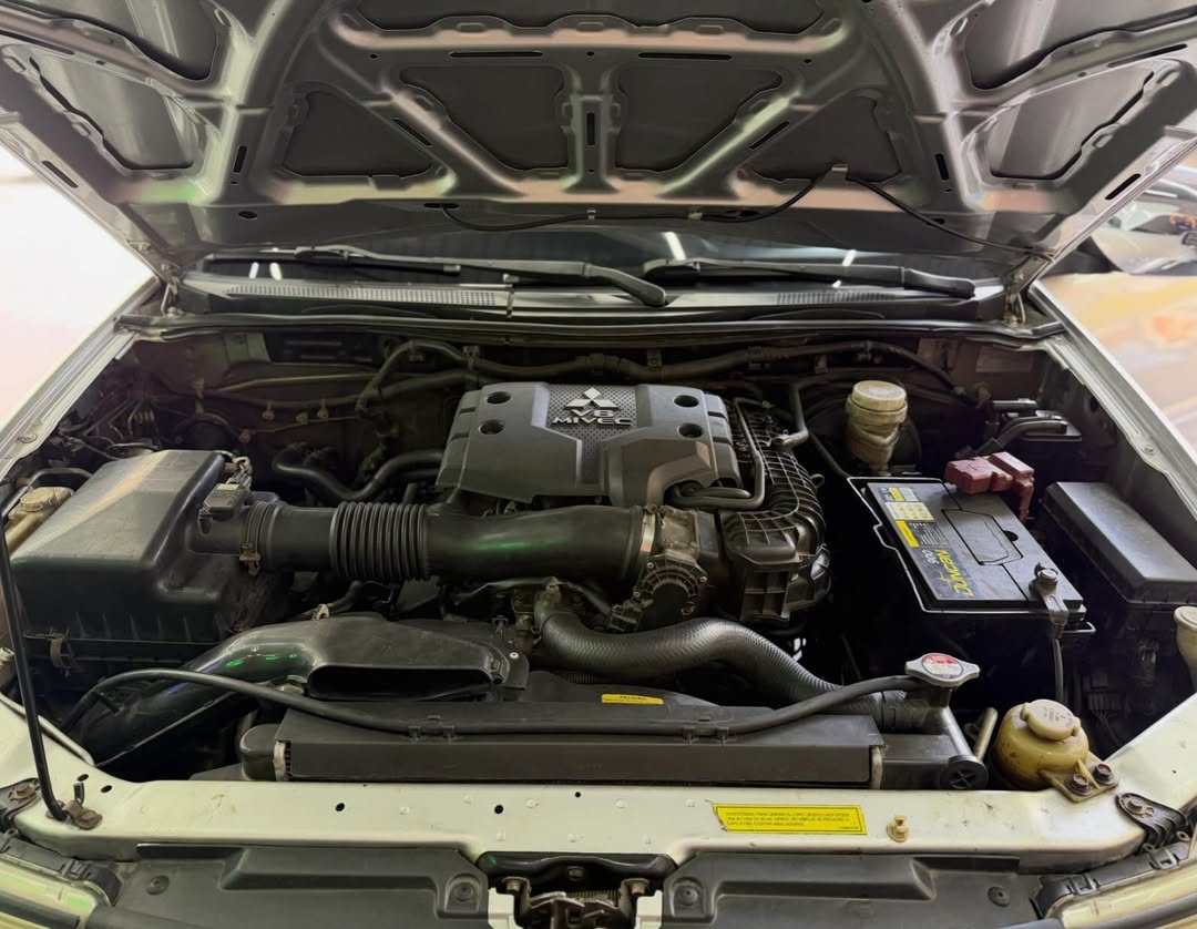 Mitsubishi Montero GLS 2014