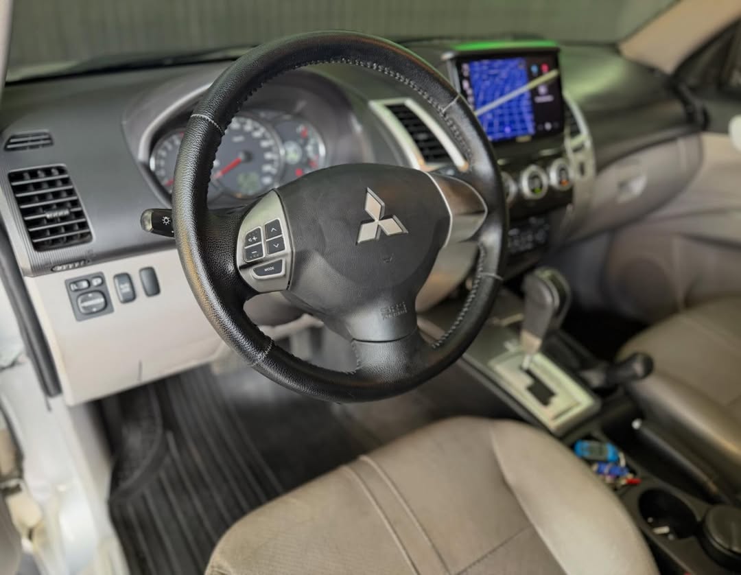 Mitsubishi Montero GLS 2014