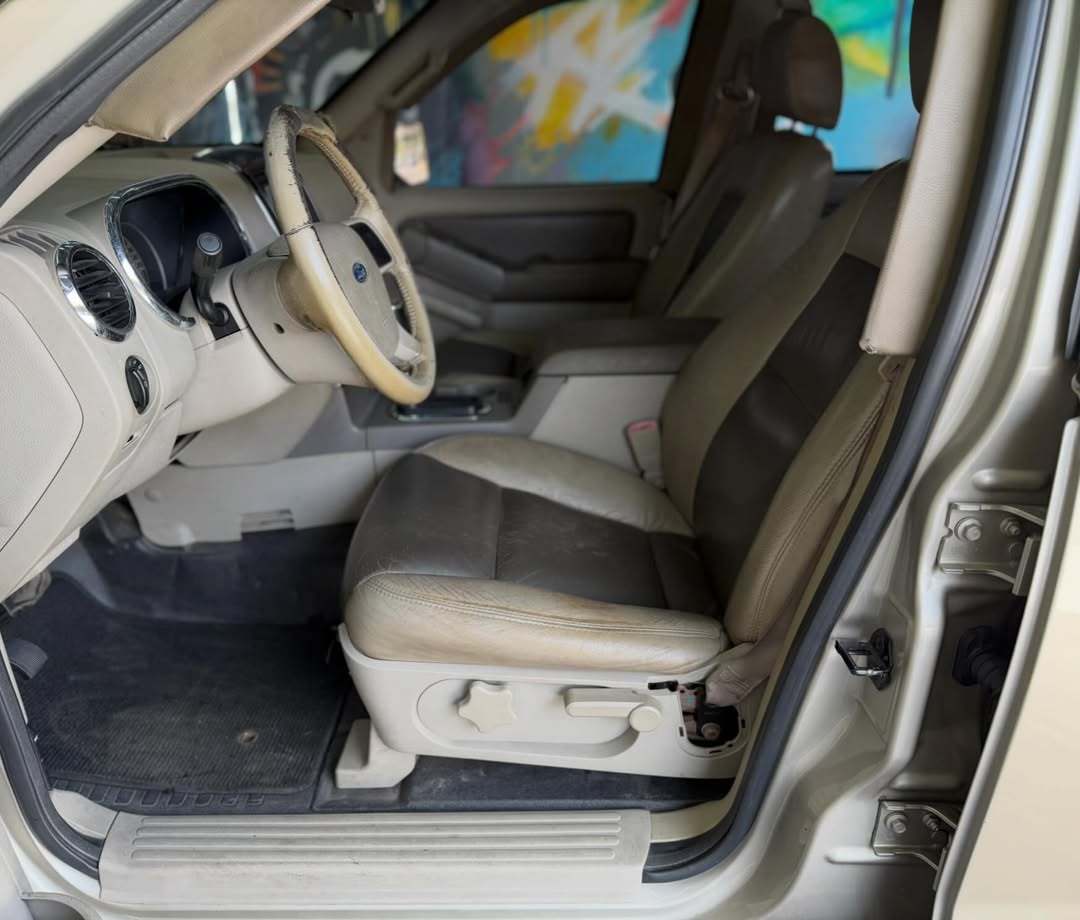 Ford Sport Trac 2008