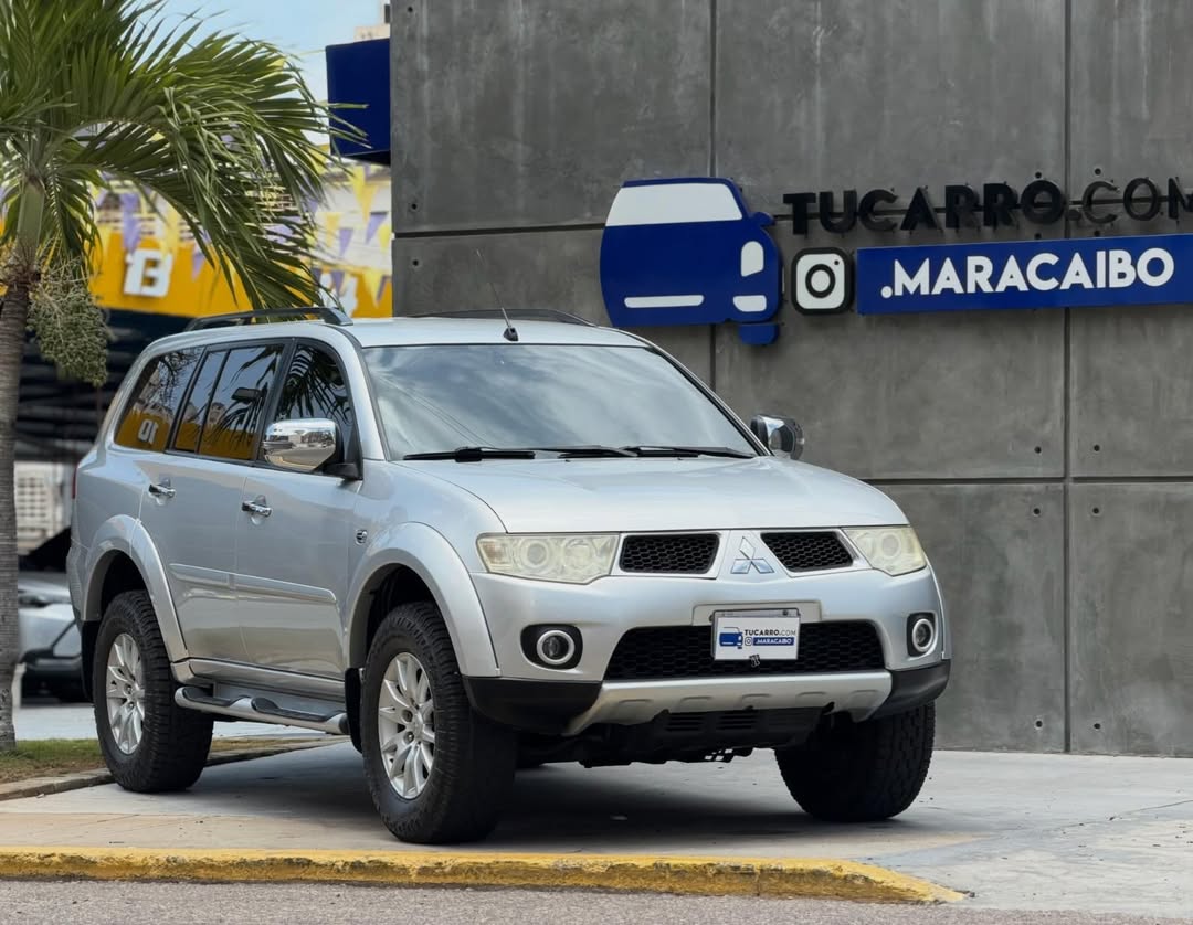 Mitsubishi Montero GLS 2014