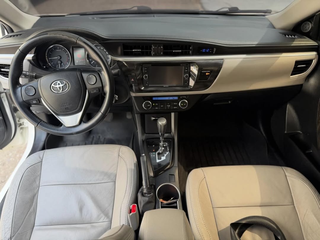 Toyota Corolla GLI 2015