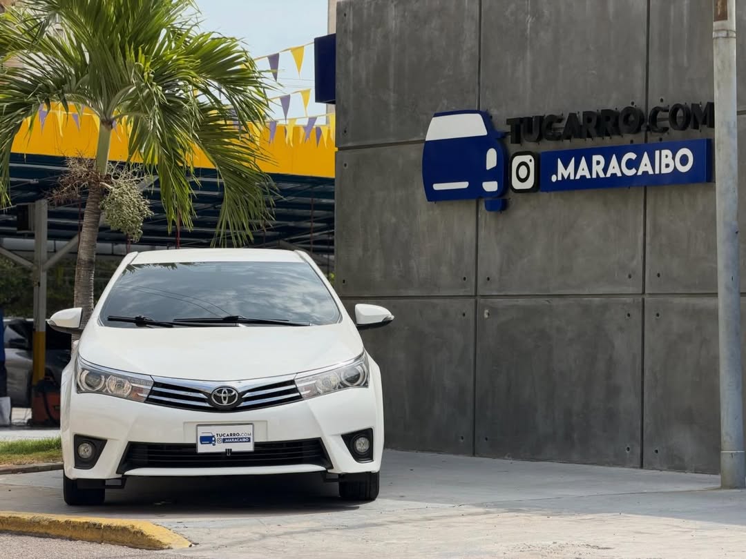 Toyota Corolla GLI 2015