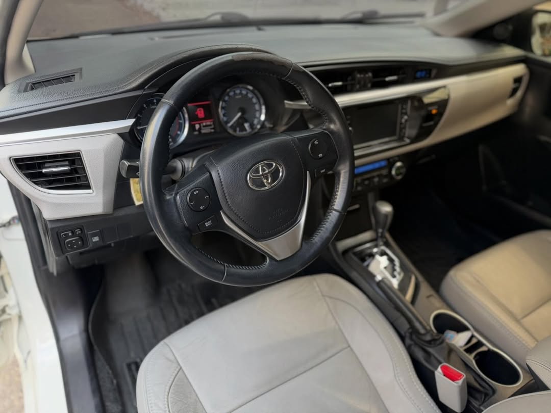 Toyota Corolla GLI 2015