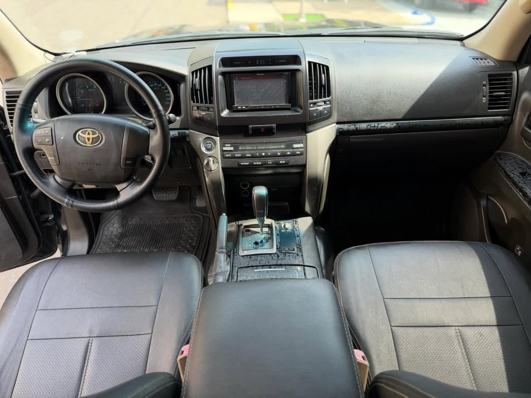 Toyota Land Cruiser VX 2008