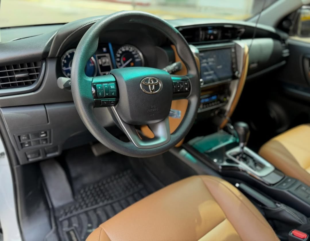 Toyota Fortuner 2.7 2024