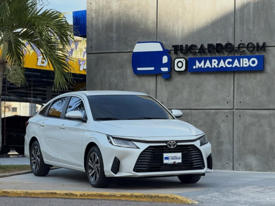 Toyota Yaris E 2026