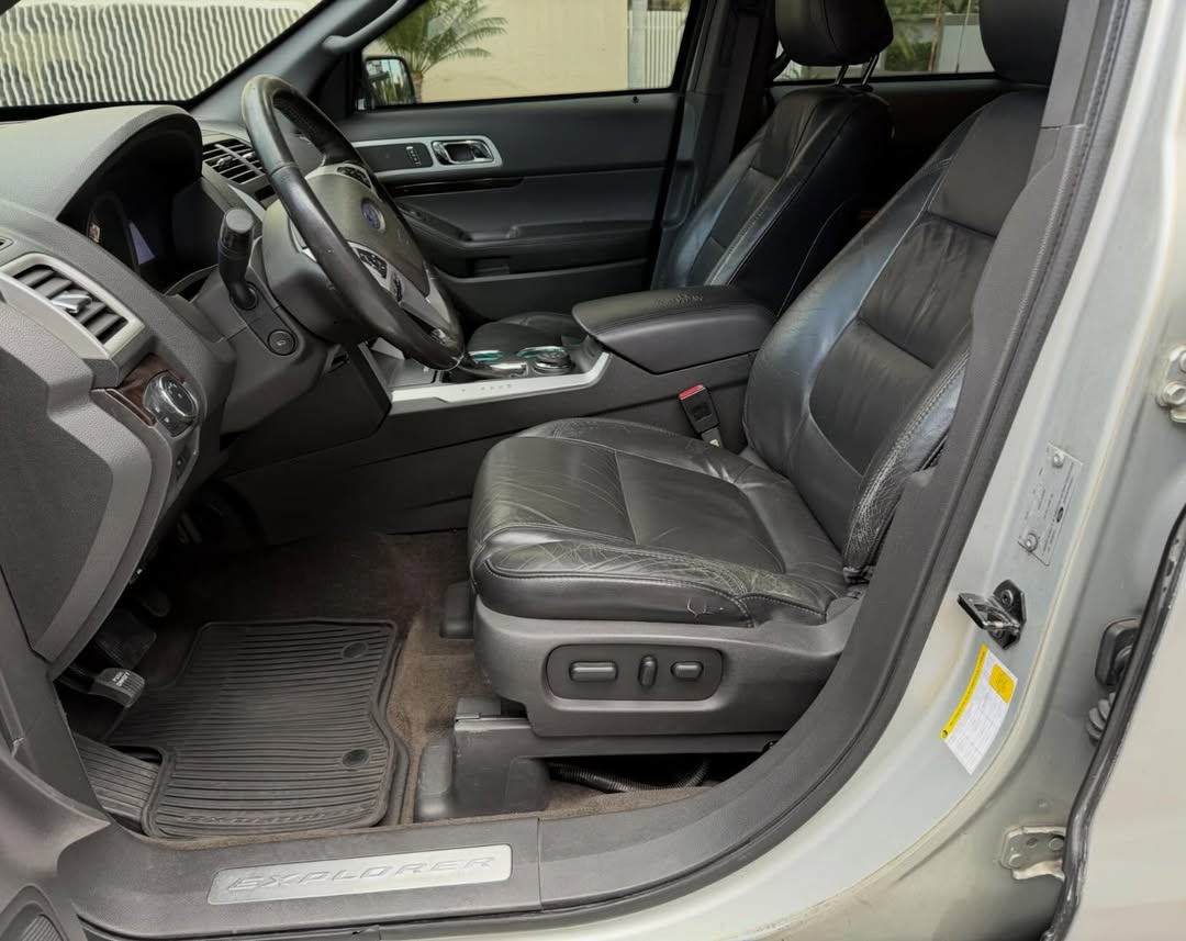 Ford Explorer Limited 2012