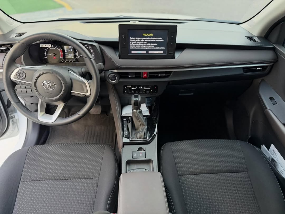 Toyota Yaris E 2026