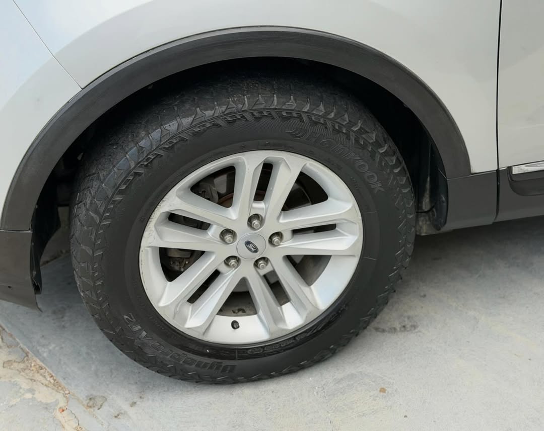 Ford Explorer Limited 2012