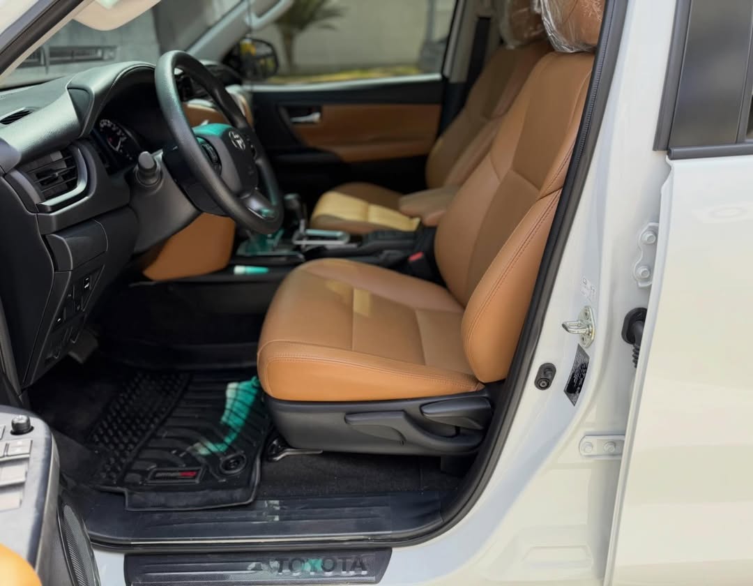 Toyota Fortuner 2.7 2024