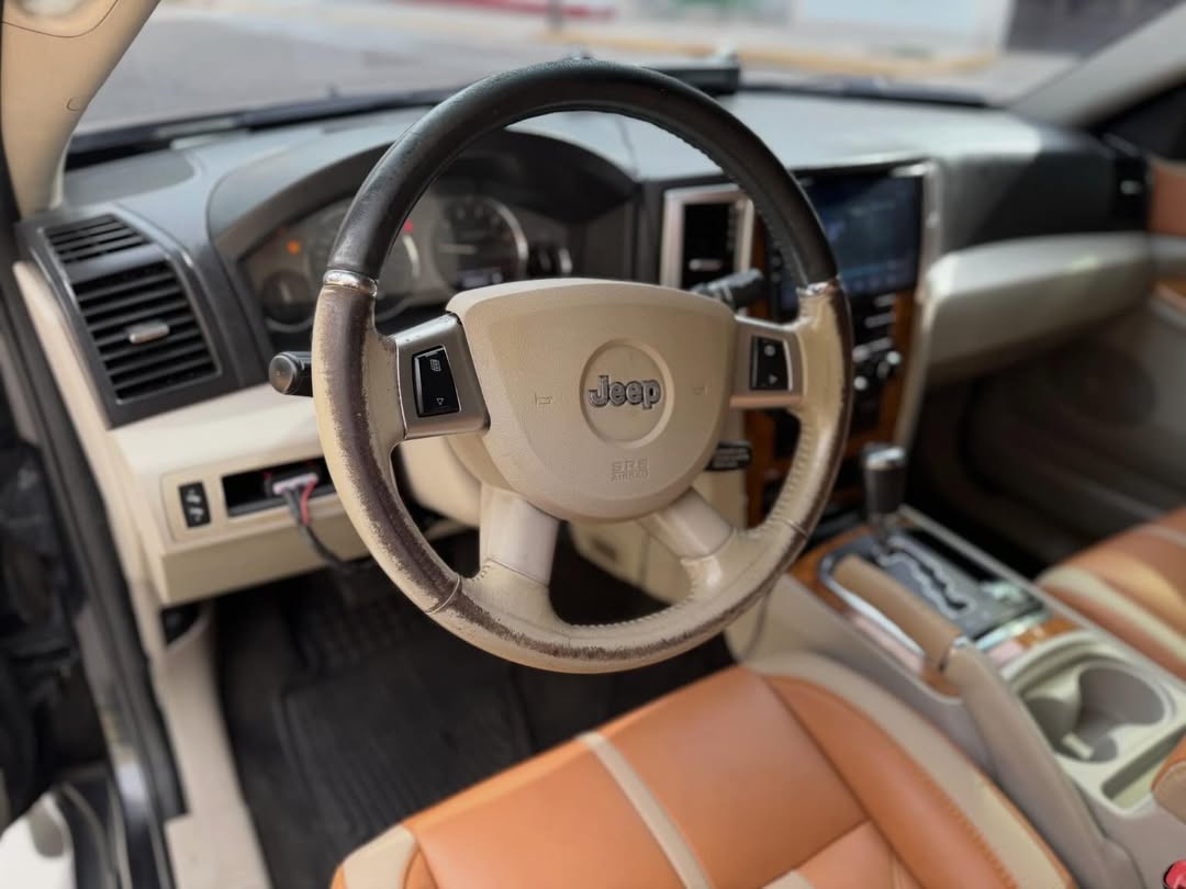 Jeep Grand Cherokee 2010