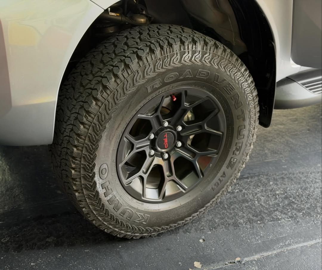 Toyota Hilux V6 2025 Único Dueño