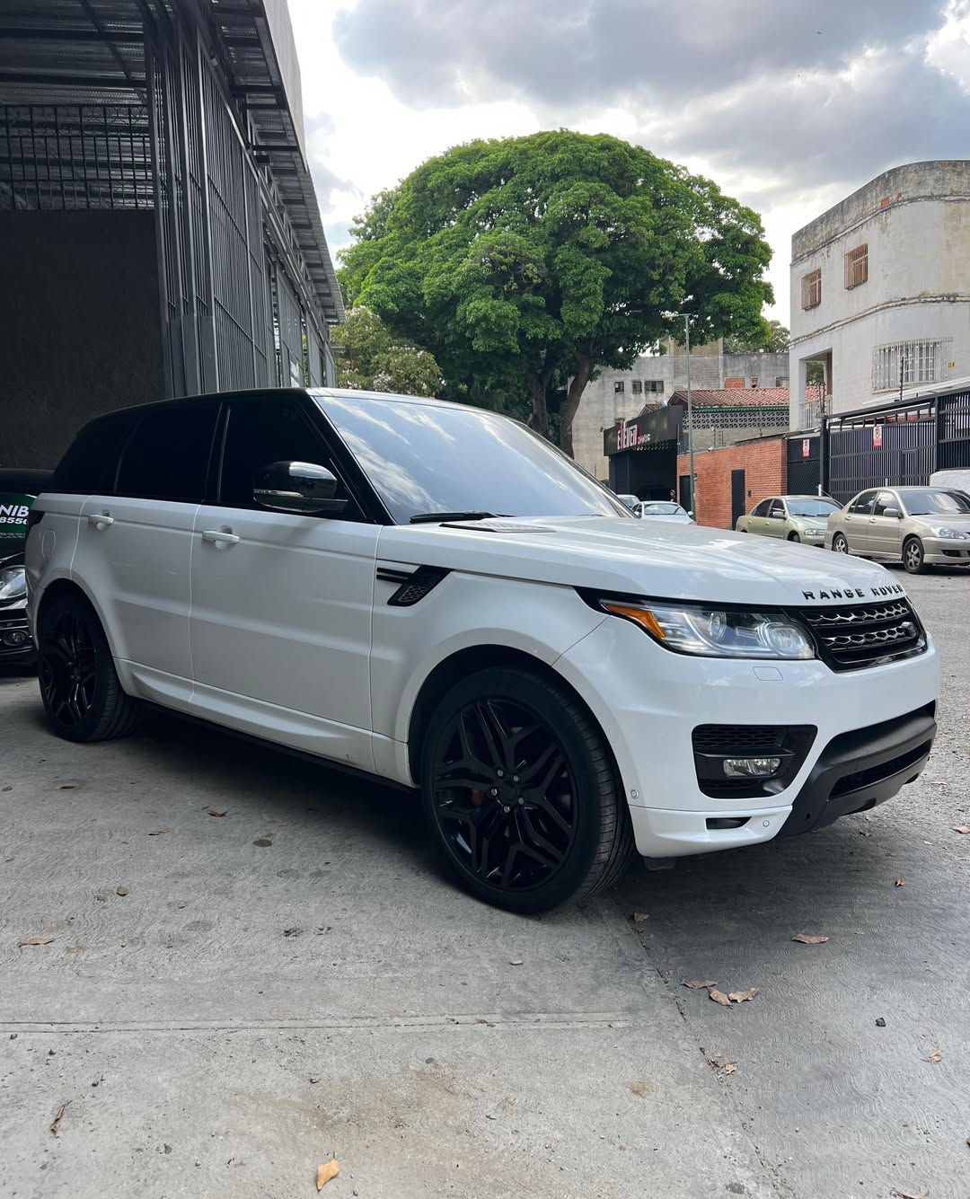 Land Rover Sport 2014