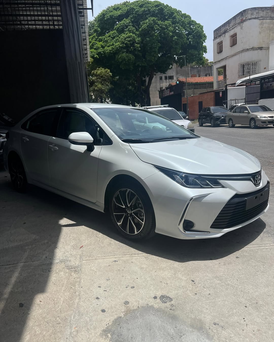 Toyota Corolla XLI (Dubái) 2025