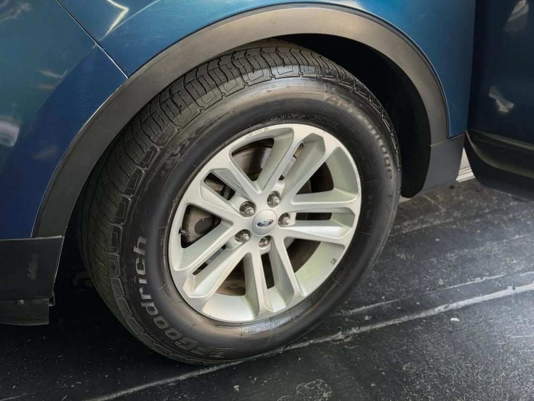Ford Explorer XLT 2012
