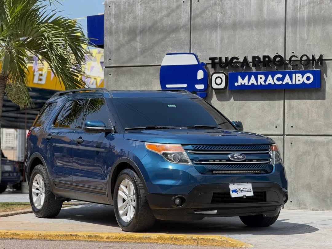 Ford Explorer XLT 2012