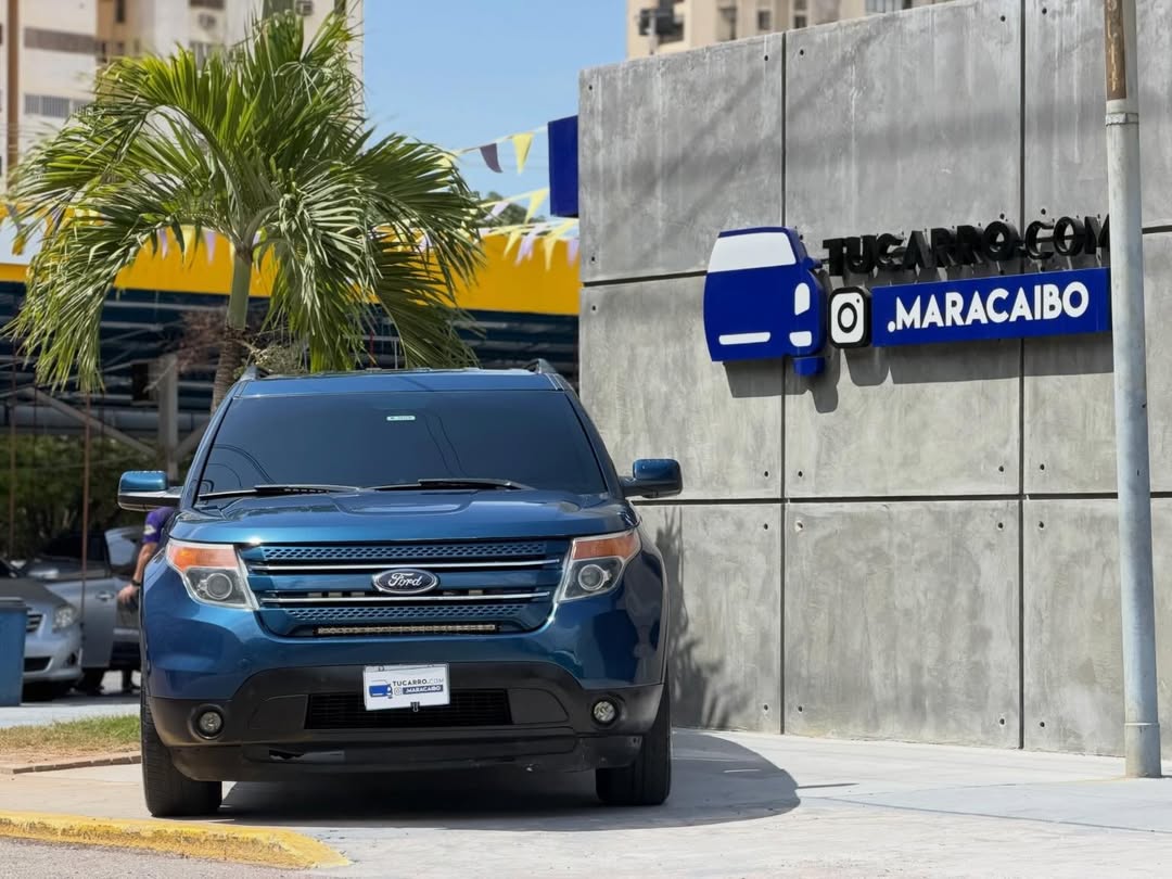 Ford Explorer XLT 2012