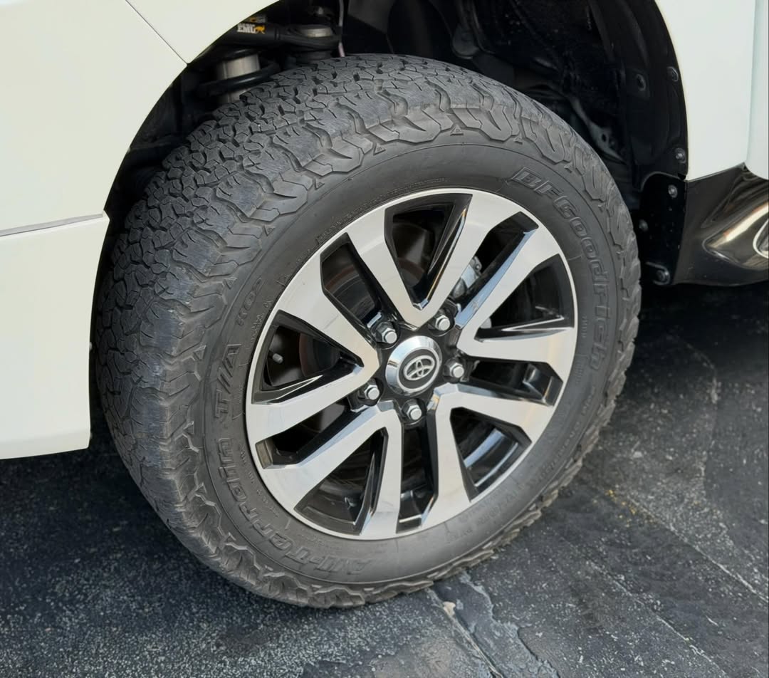 Toyota Land Cruiser  VXR 2016
