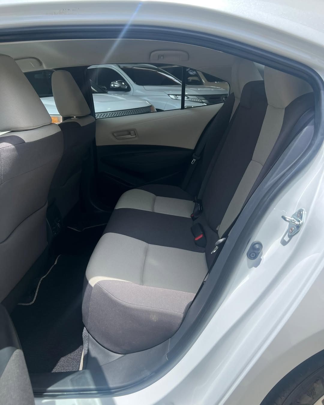 Toyota Corolla XLI (Dubái) 2025
