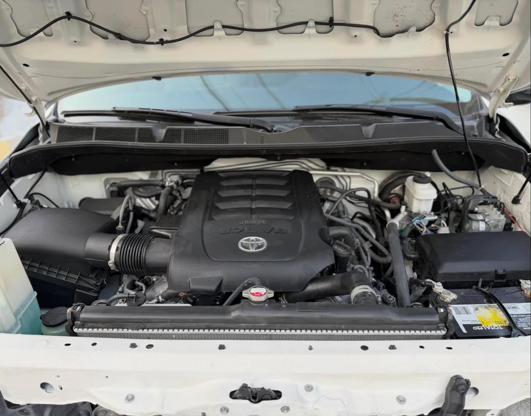 Toyota Sequoia 2023